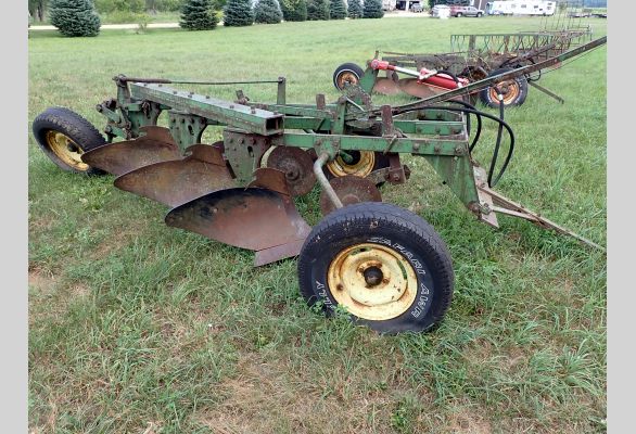 Auction listing photo