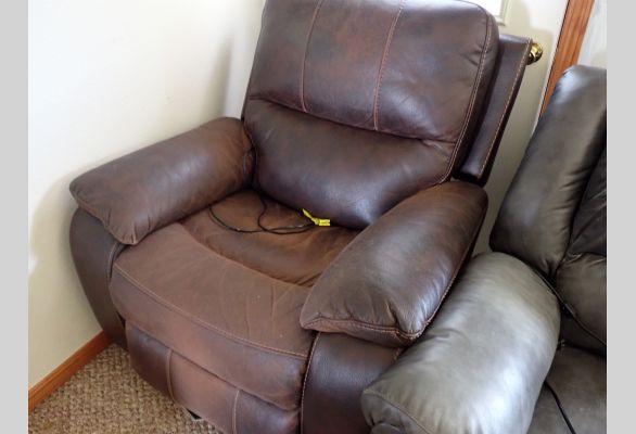 Auction listing photo