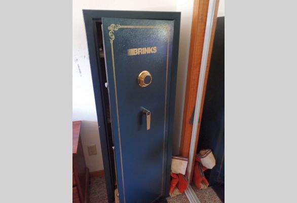 Auction listing photo