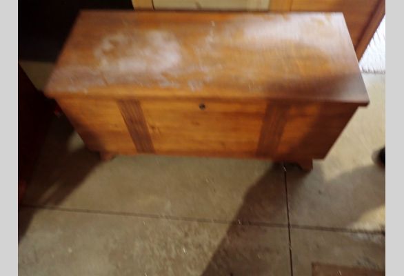 Auction listing photo