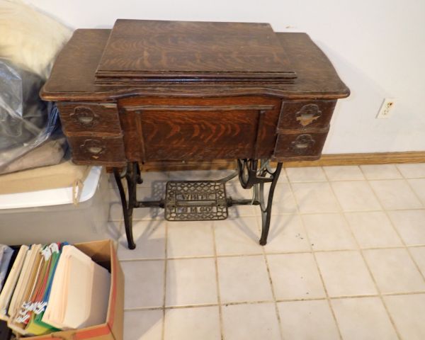 Auction listing photo
