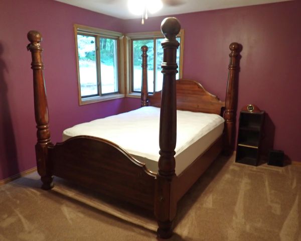 Auction listing photo