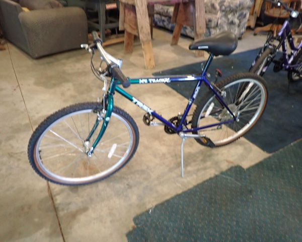 Auction listing photo