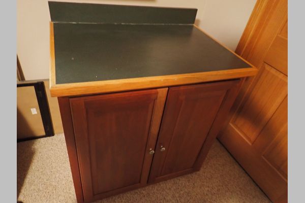 Auction listing photo