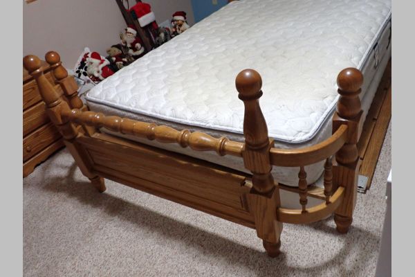 Auction listing photo