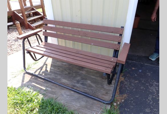 Auction listing photo