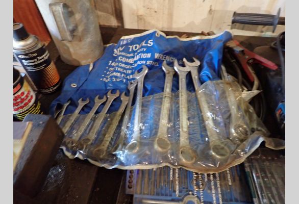 Auction listing photo