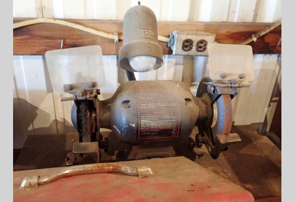 Auction listing photo