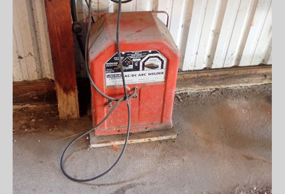 Auction listing photo