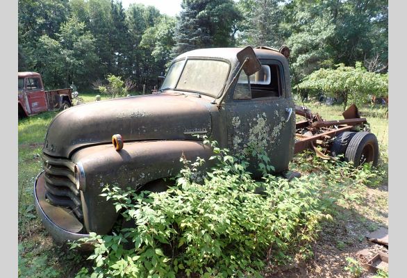 Auction listing photo