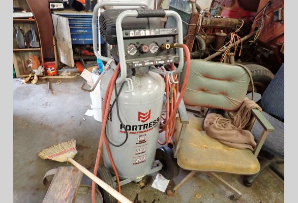 Auction listing photo