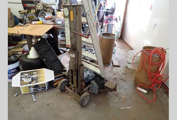 Auction listing photo