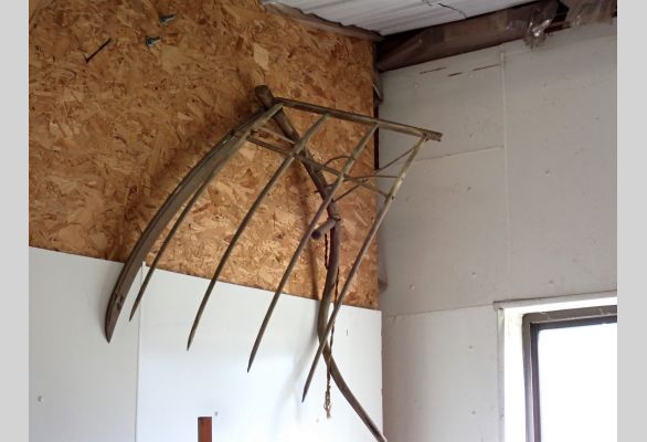 Auction listing photo