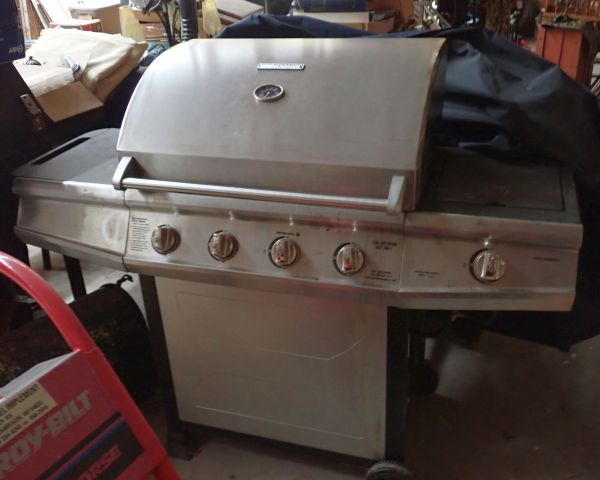 Auction listing photo