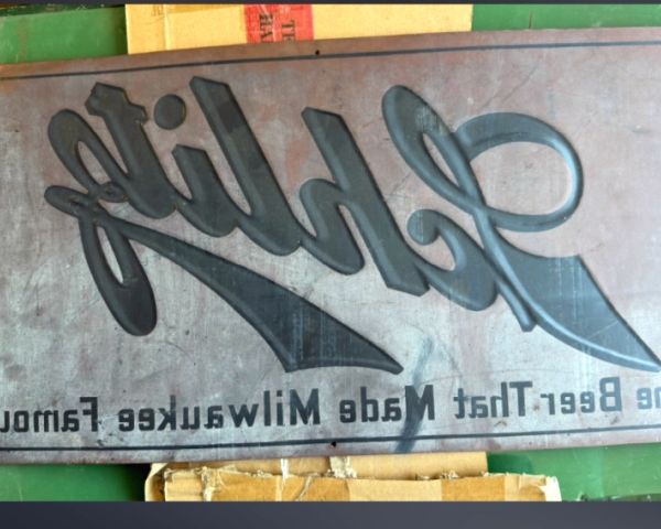 Auction listing photo