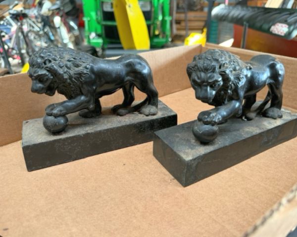 Auction listing photo