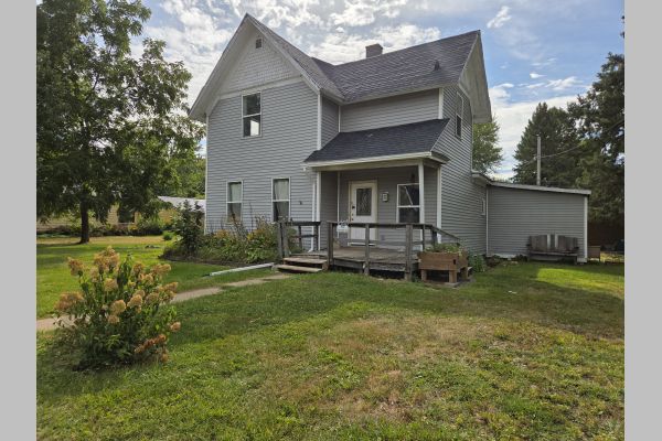 Auction listing photo