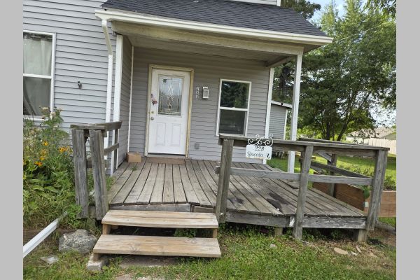 Auction listing photo