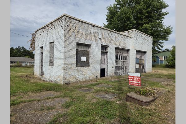 Auction listing photo