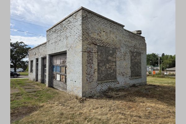 Auction listing photo