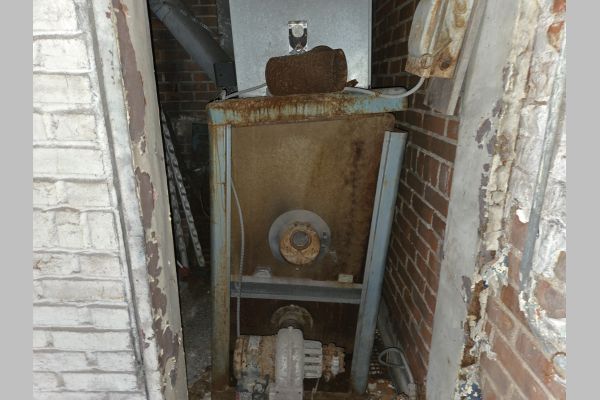 Auction listing photo
