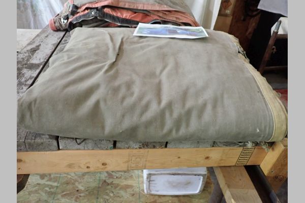 Auction listing photo