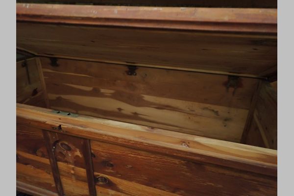 Auction listing photo