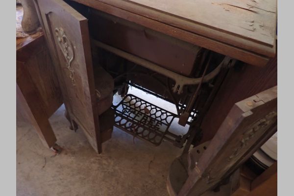Auction listing photo