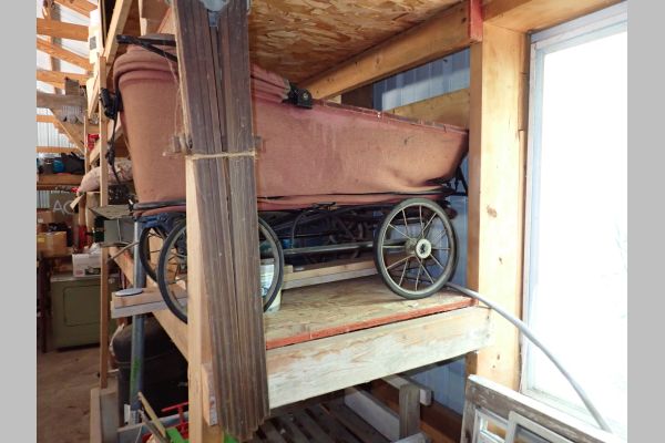 Auction listing photo