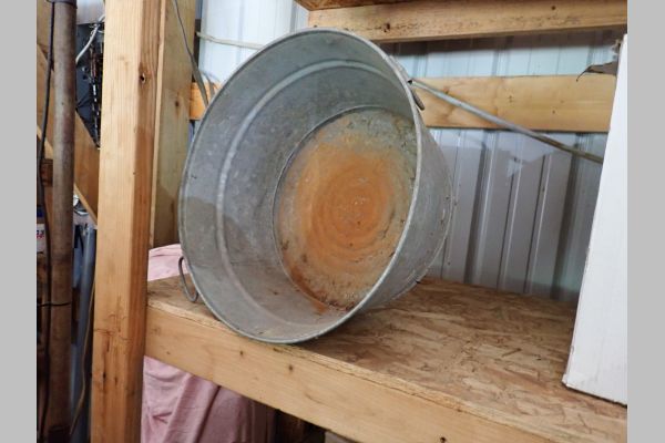 Auction listing photo