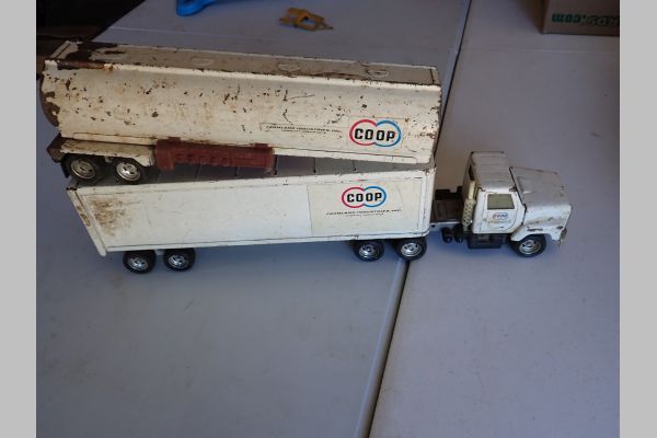 Auction listing photo