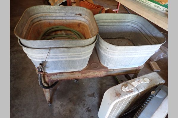 Auction listing photo