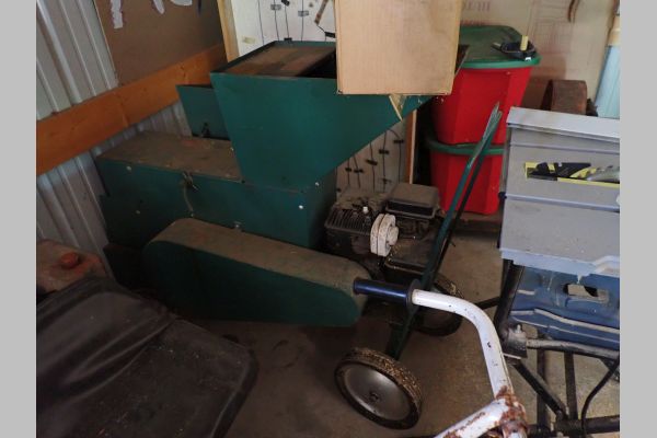 Auction listing photo