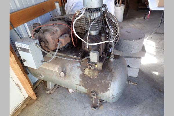 Auction listing photo
