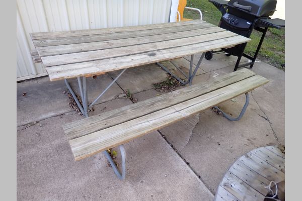 Auction listing photo