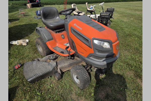 Auction listing photo