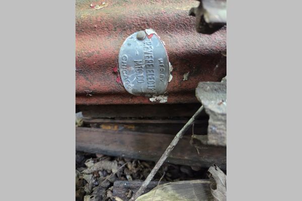 Auction listing photo