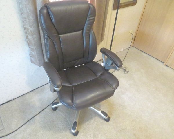 auction image