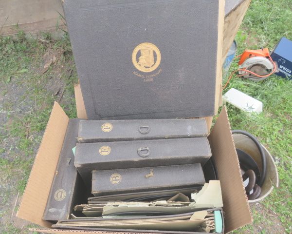 auction image
