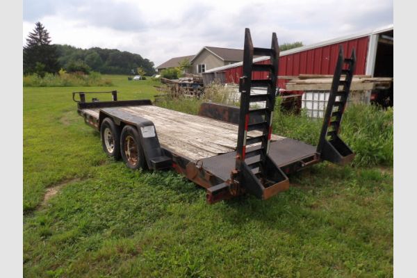 auction image