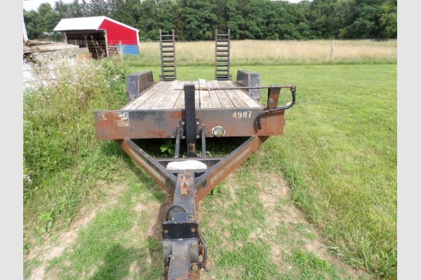 auction image