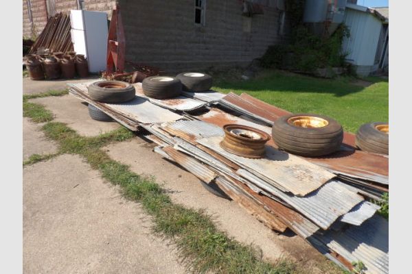 auction image