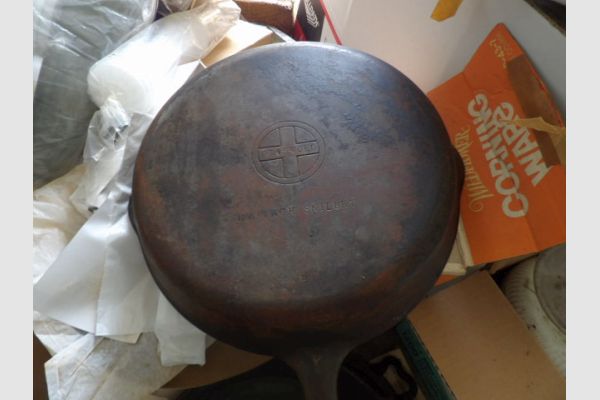 auction image