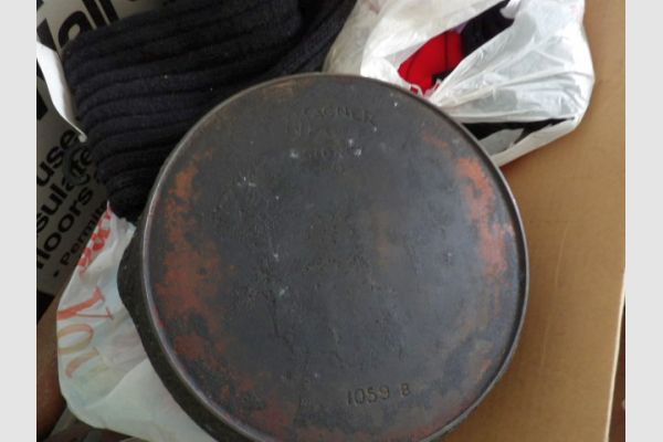 auction image