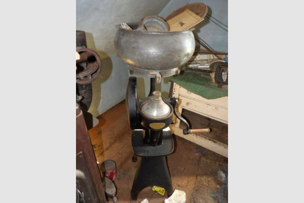 auction image