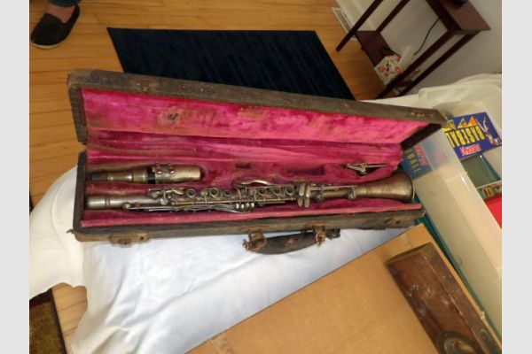 auction image
