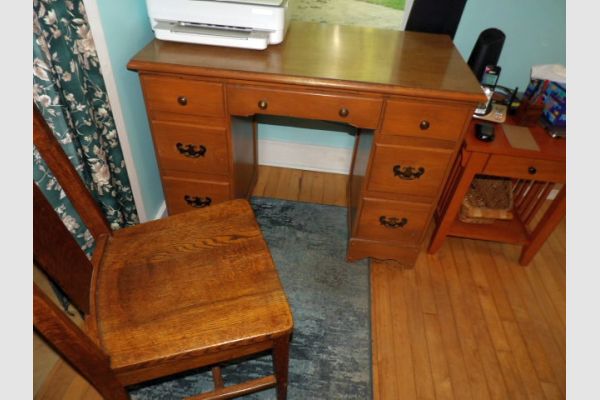 auction image
