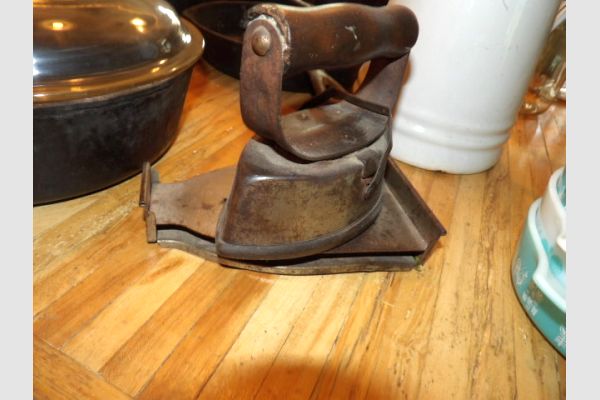 auction image