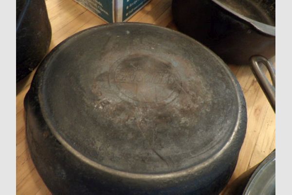 auction image