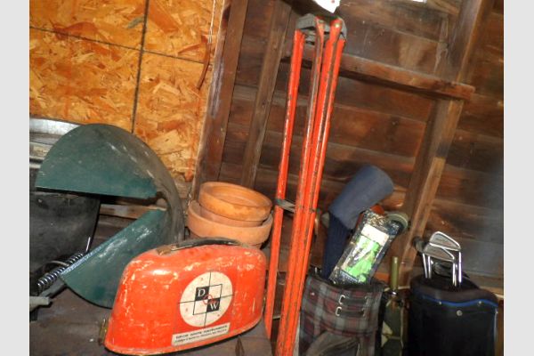 auction image